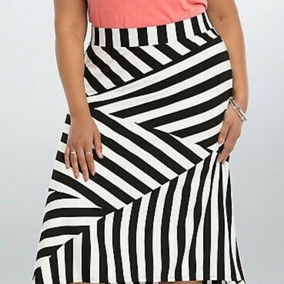 Torrid Womens Maxi High Low Skirt Plus Size 0X - Picture 1 of 3